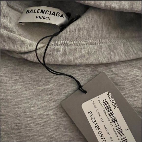 Balenciaga Wide Fit Hoodie w Embroidered back NWT - Picture 3 of 11